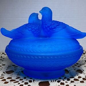 MCM Cobalt Blue Satin Glass Kissing Doves Dish, Westmoreland